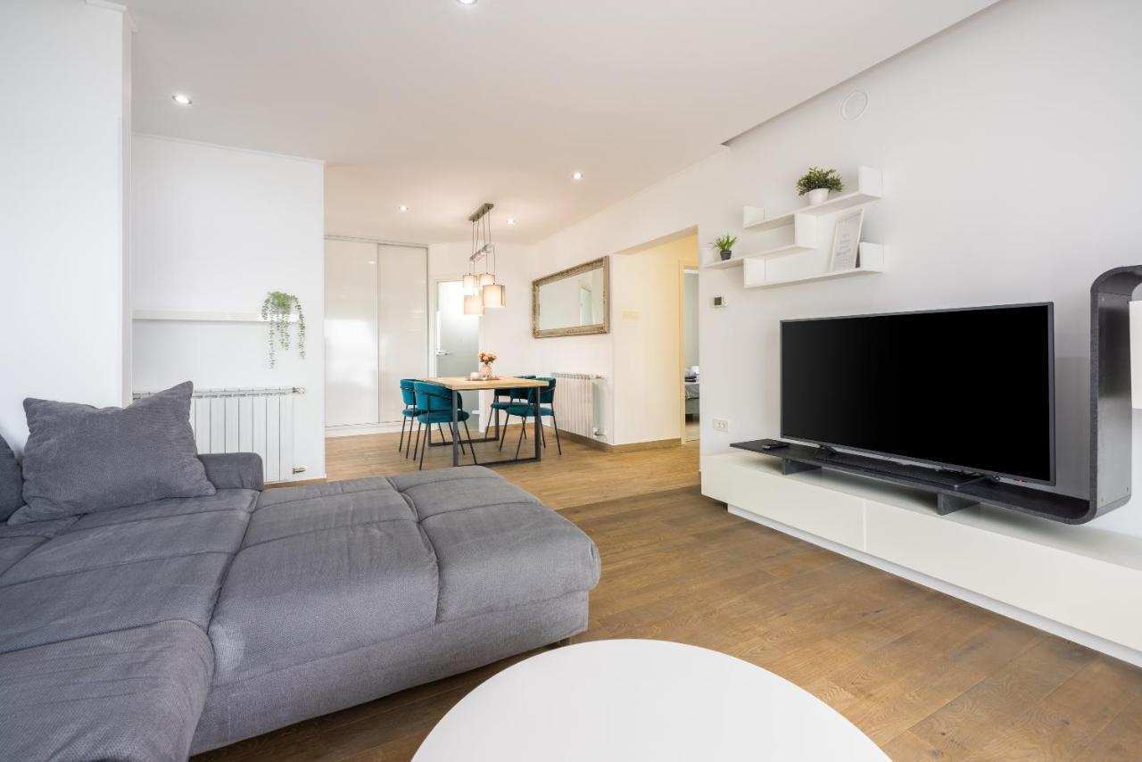 Apartments Luna 드라말리 외부 사진