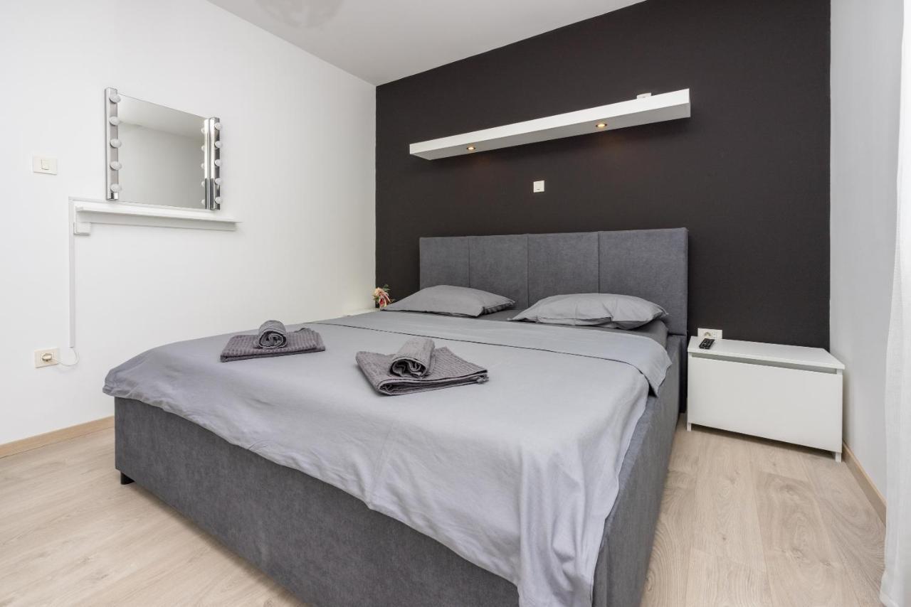 Apartments Luna 드라말리 외부 사진