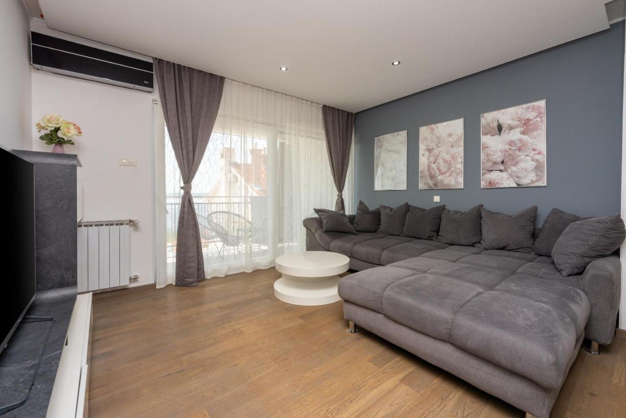 Apartments Luna 드라말리 외부 사진