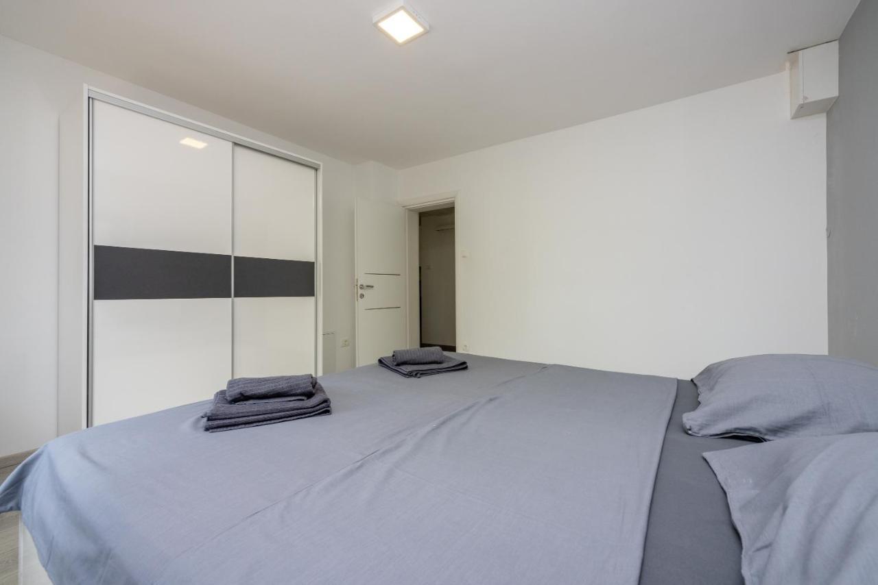 Apartments Luna 드라말리 외부 사진