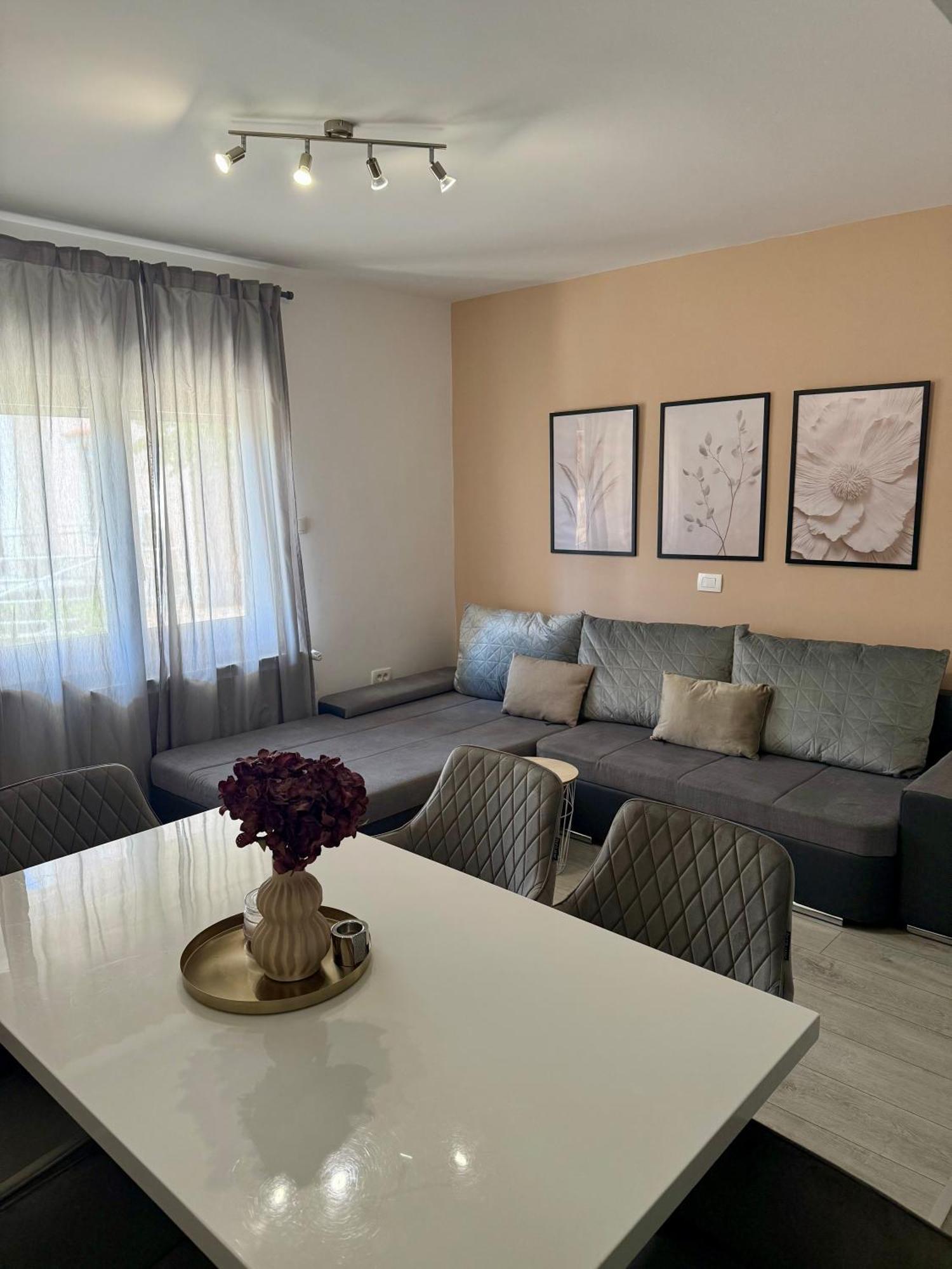 Apartments Luna 드라말리 외부 사진